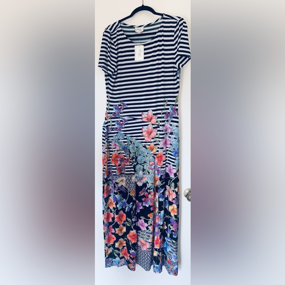 NWTS! Beige by eci Black/ White Stripe Floral Maxi - Picture 1 of 13